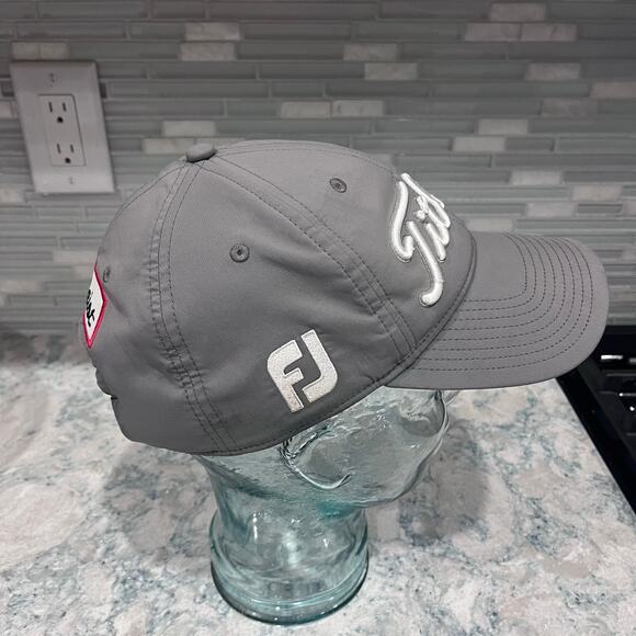 Titleist Pro-V1 Footjoy Performance Gray Adjustable Embroidered Logos Golf Hat - Picture 4 of 5